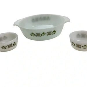 Vintage anchor hocking fire king 2 1/2 quart casserole dish